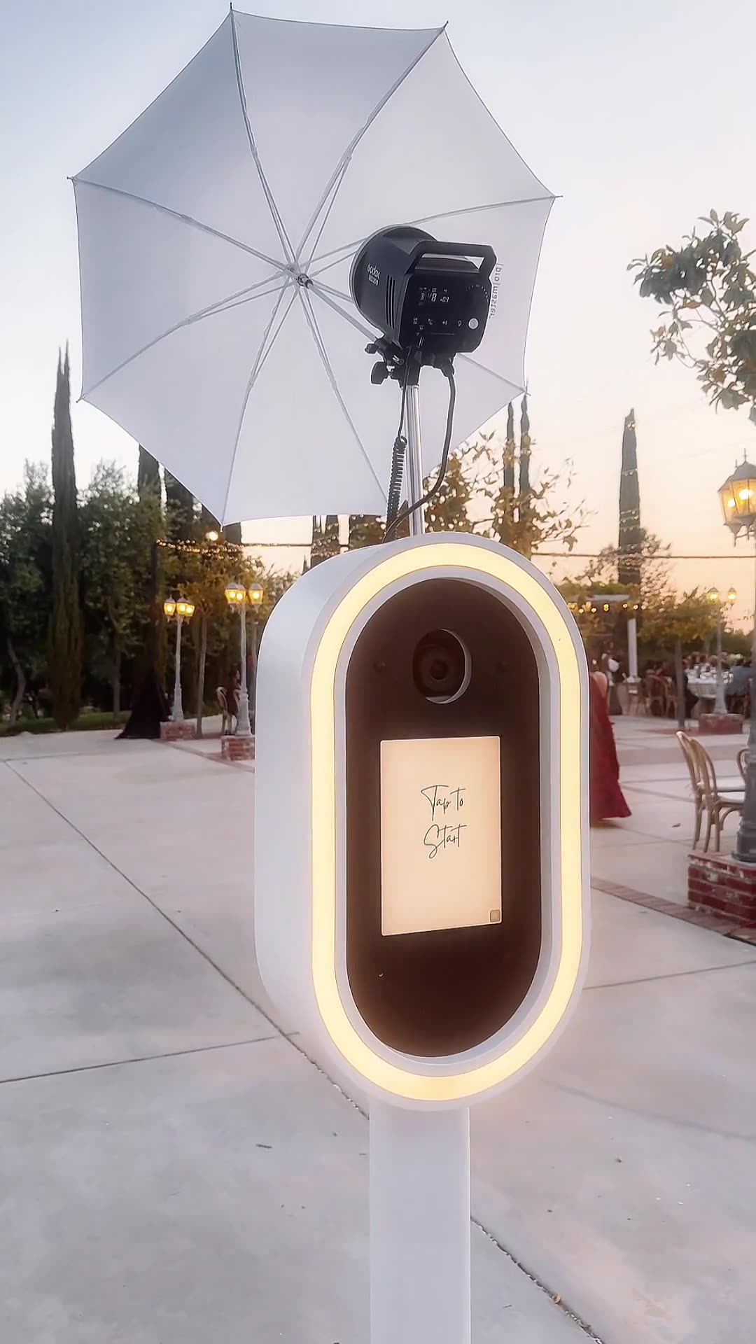 LA Wedding Venues: A Photo Booth Guide